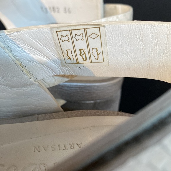 Homers Artisan Leather White Pearlised Snakeskin Gray Platform Sandals Size 5.5 - Picture 4 of 10